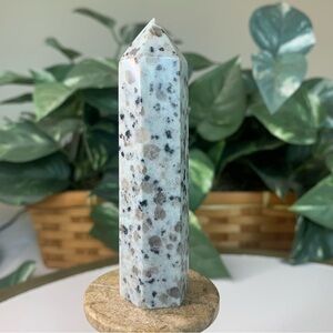 Kiwi Jasper Tower Crystal Healing Point Wand Chakra Reiki Meditation Stone 3.5in